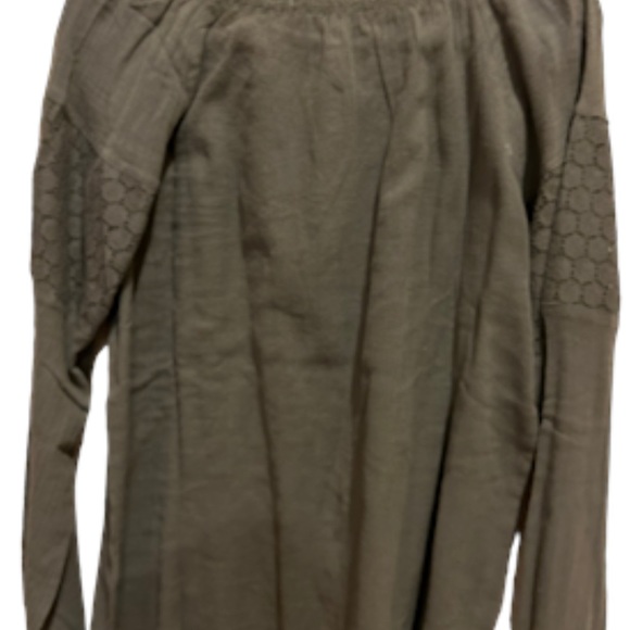 Stitch Star Smocked Swiss Dot Top - Picture 4 of 5